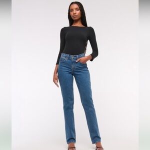 Abercrombie & Fitch The 90’s Straight Ultra High Rise Jeans